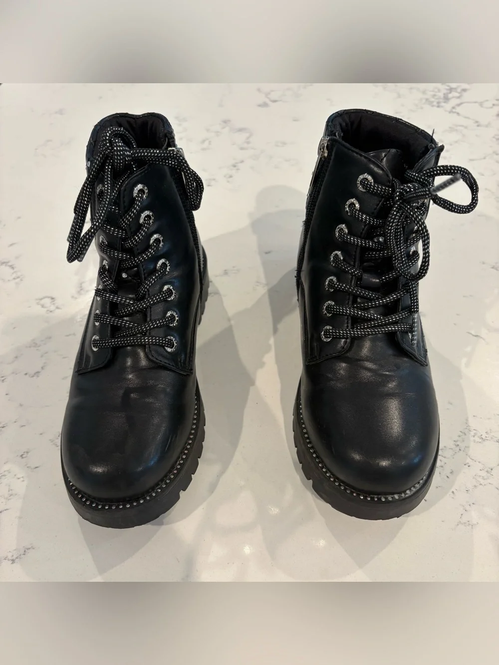 Vince Camuto chunky lug